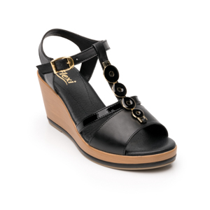 Women's Urban Flexi Sandal With Enameled Accesories - Style 100706 Black Women's Urban Flexi Sandal With Enameled Accesories - Style 100706 Black