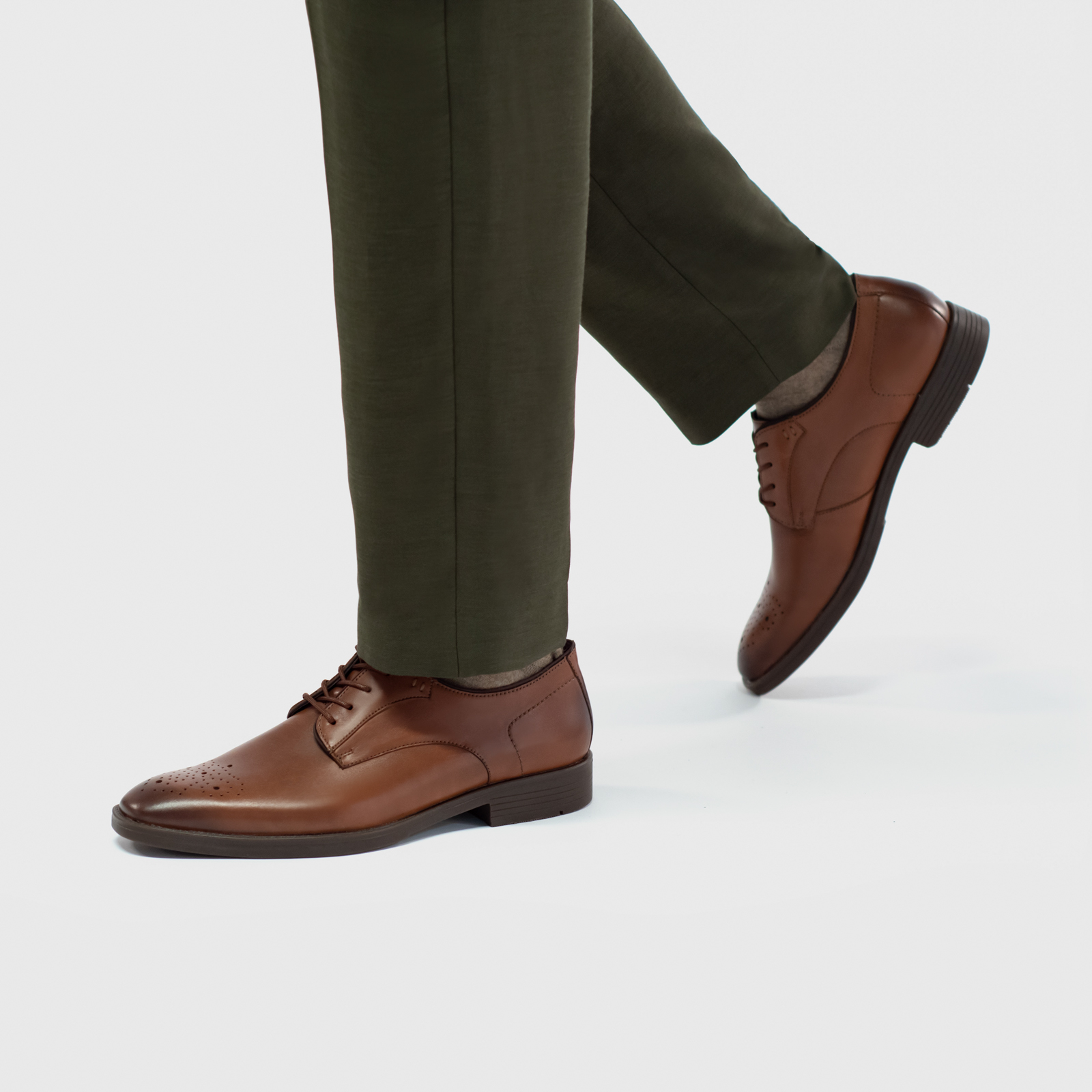 Men's Flexi Shoe with Needles Style 405801 Tan